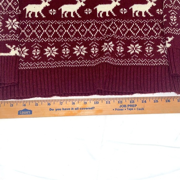 Forever 21 Holiday sweater - Picture 5 of 5